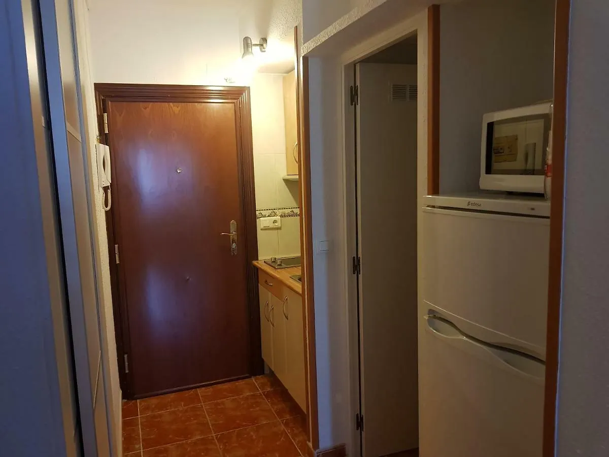 Acogedor Estudio En El Centro Torremolinos 아파트