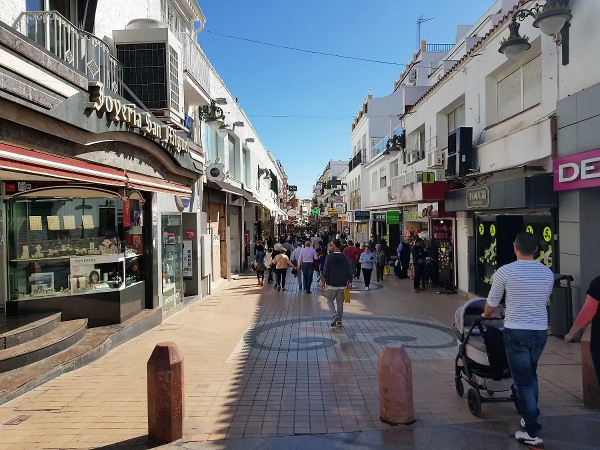 Acogedor Estudio En El Centro Torremolinos 아파트